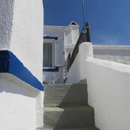 Charming Traditional 1-Bed House In Rhodes *